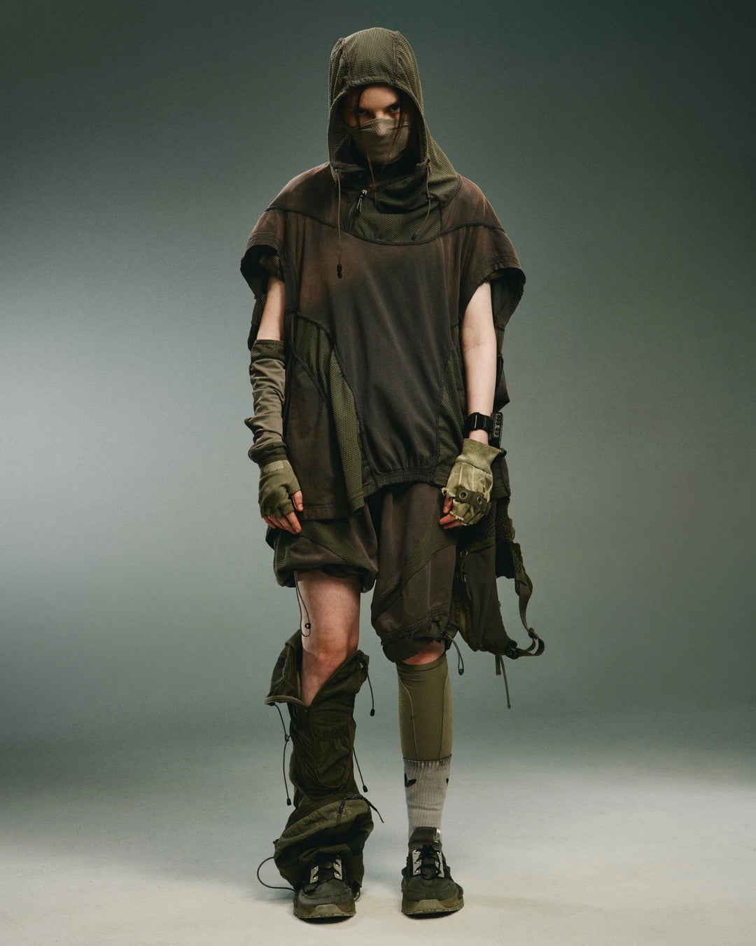 TM / NAMELESS HOODED TANK TOP