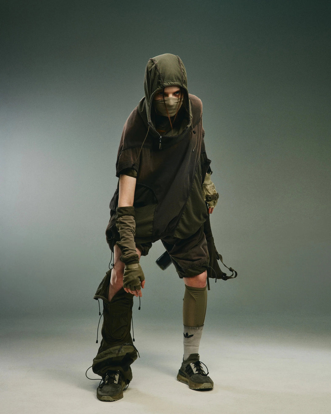 TM / NAMELESS HOODED TANK TOP