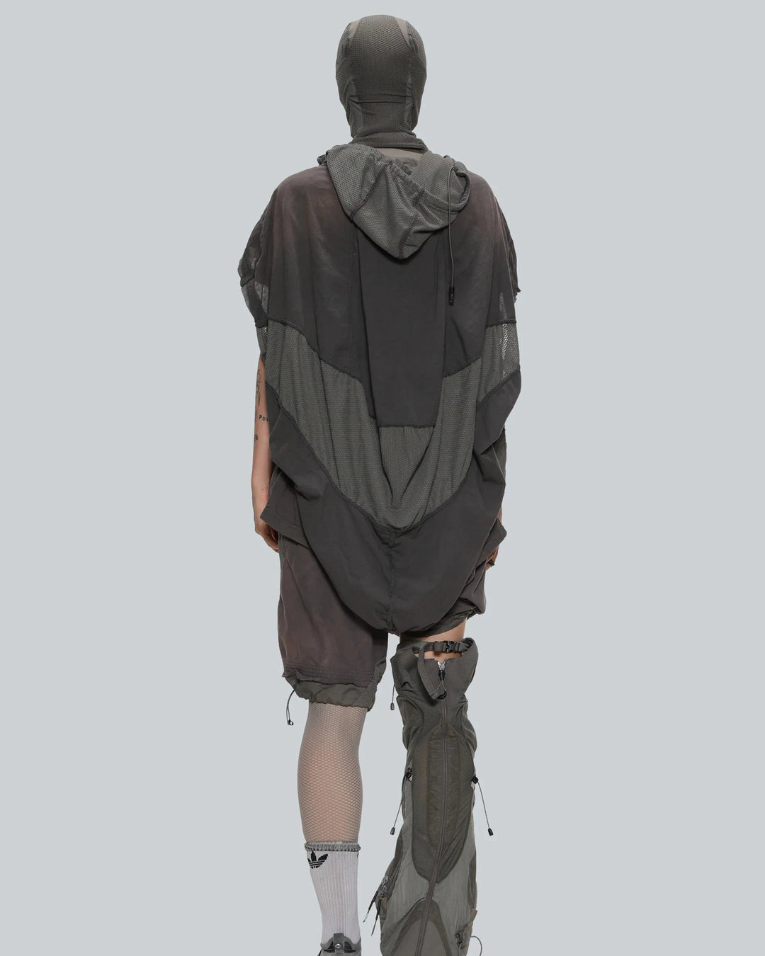 TM / NAMELESS HOODED TANK TOP