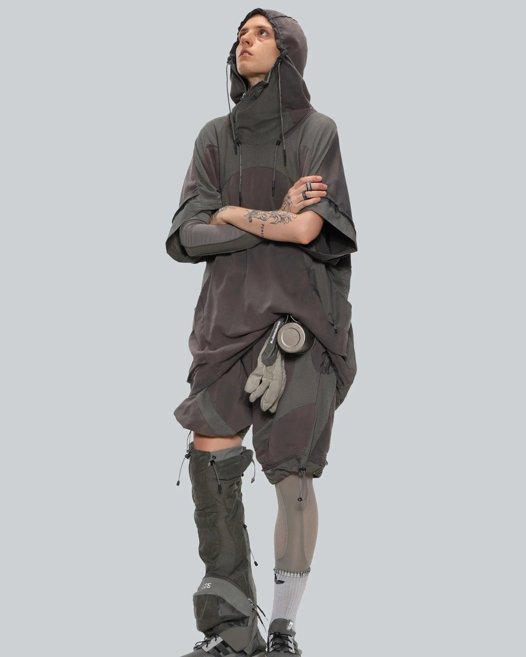 TM / NAMELESS HOODED T-SHIRT