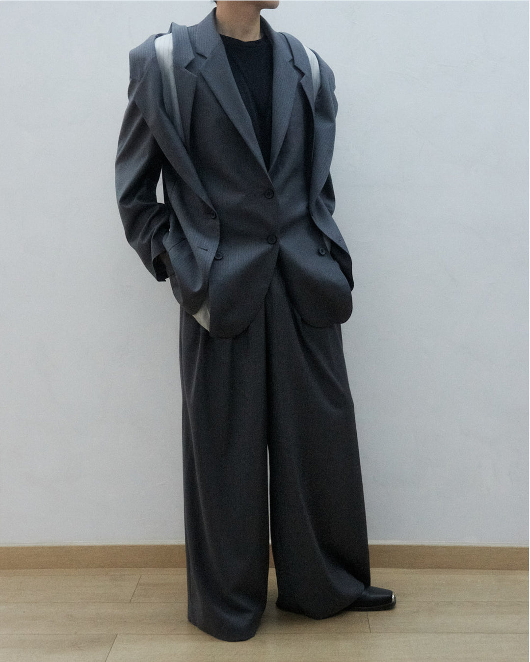 PLEATED WIDE PANTS