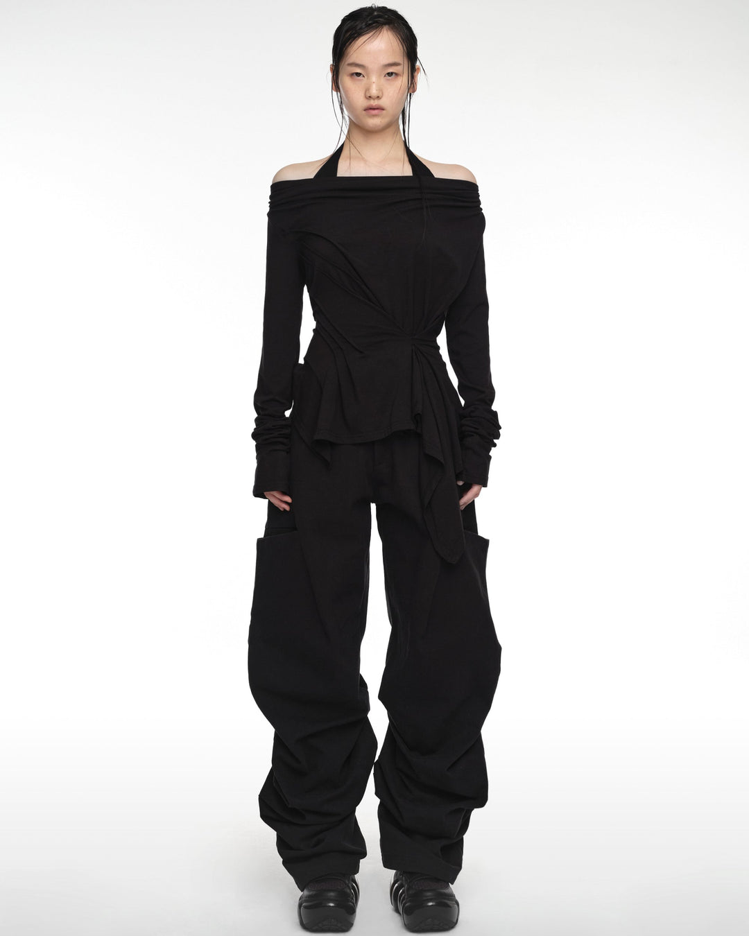 INCLINE DRAPING LONG SLEEVE