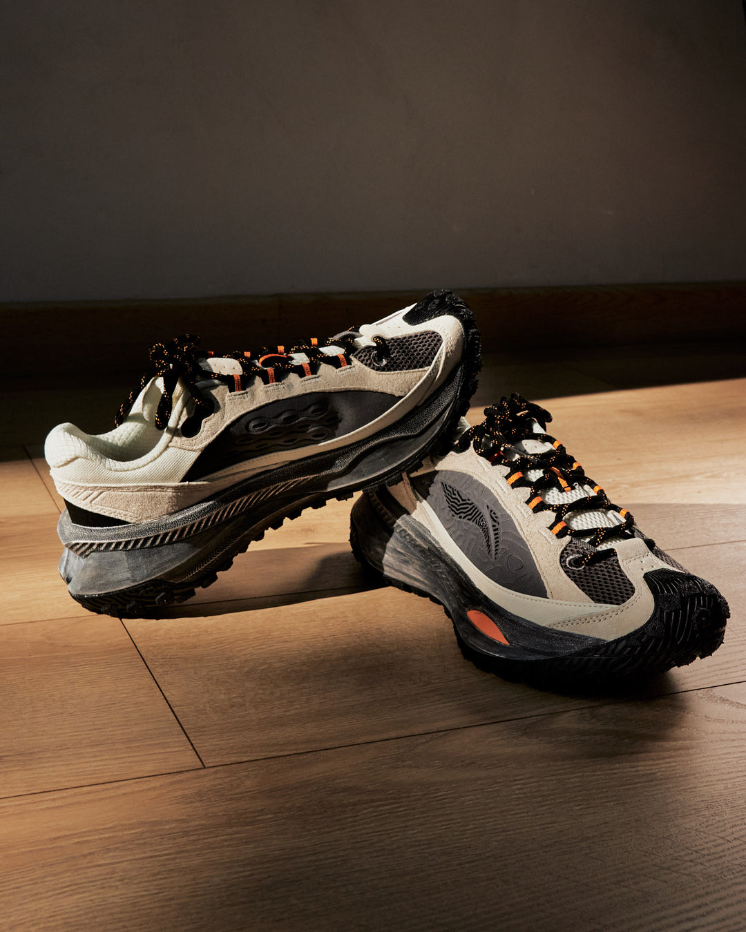 Li-Ning YOUXIA "Ranger" CRC Sneakers Gray & Sand