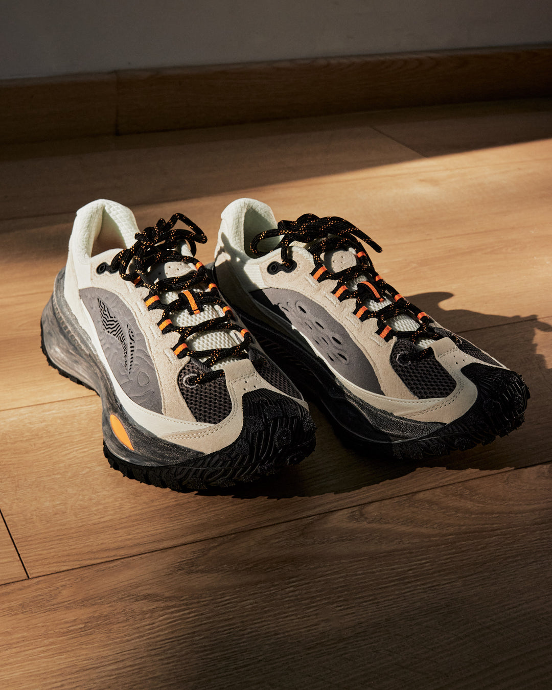 Li-Ning YOUXIA "Ranger" CRC Sneakers Gray & Sand