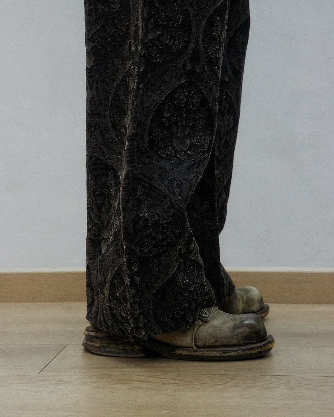 Gambiered Gauze Silk Wide Fit Trousers