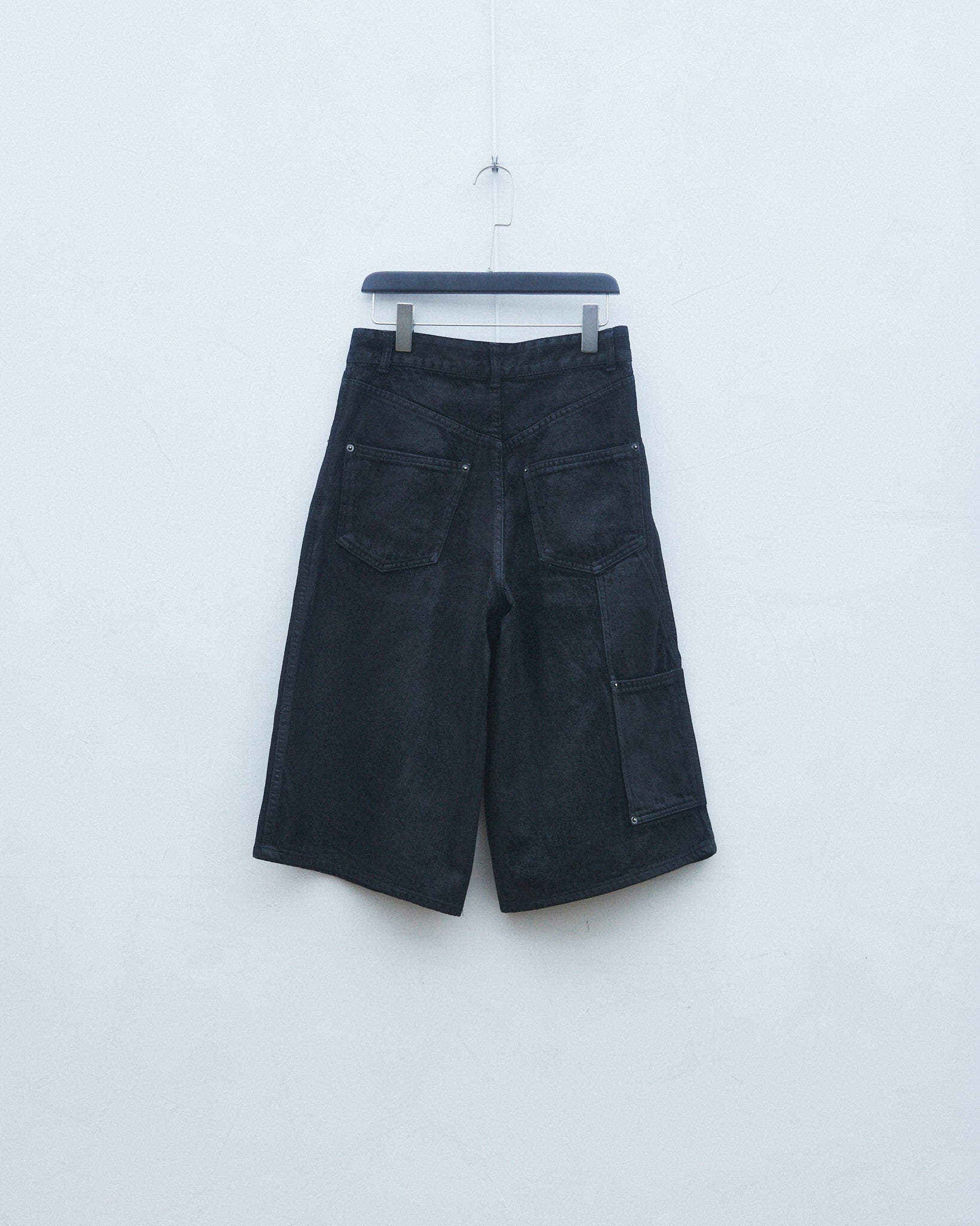 WAXED DENIM SHORTS
