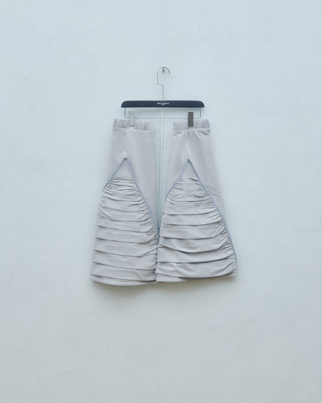 XTRA SKIRT & LEG WARMERS (light)