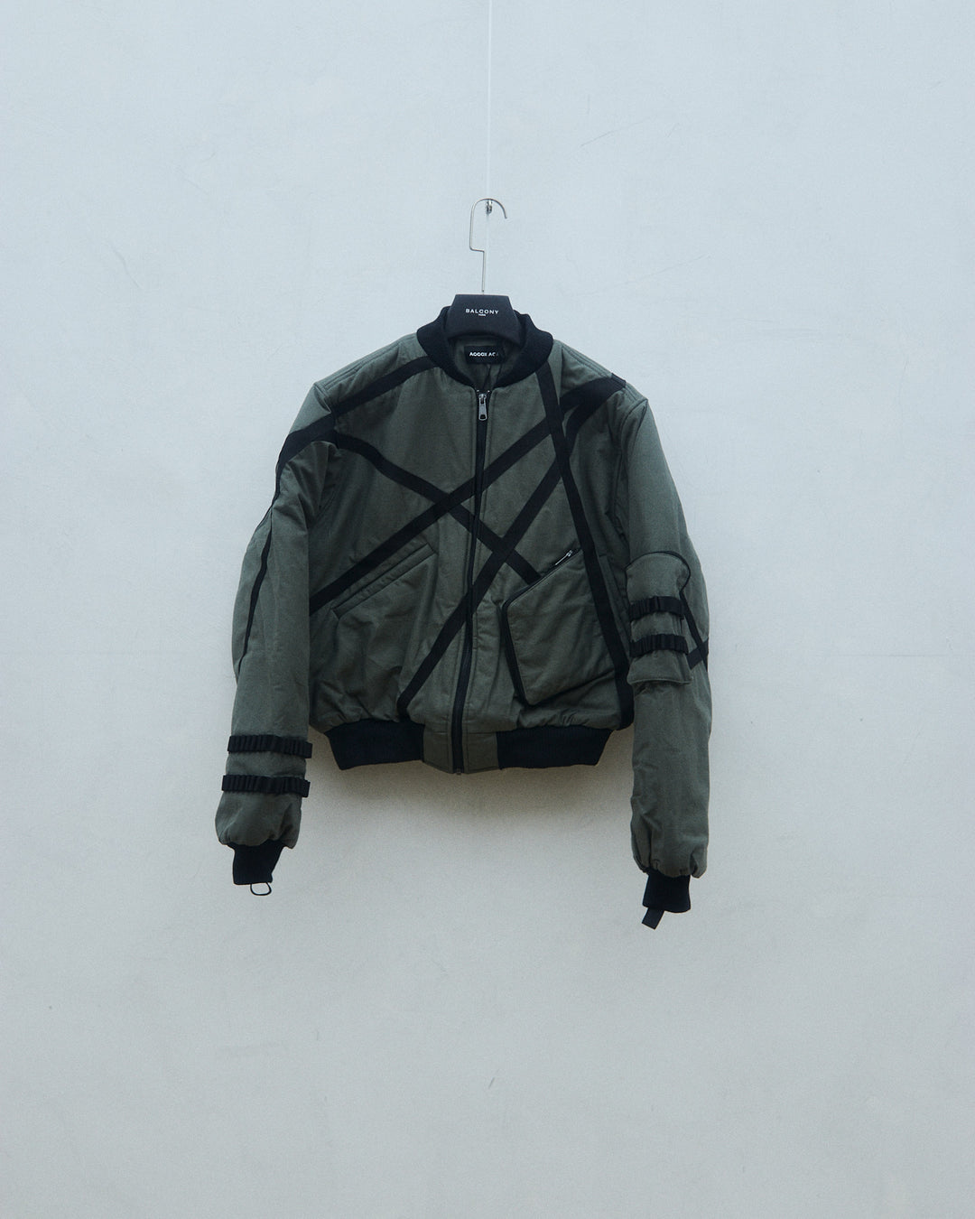 LOCK BOMBER JACKET (Olive)