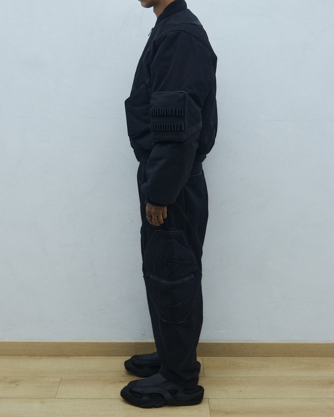 LOCK BOMBER JACKET (Black)