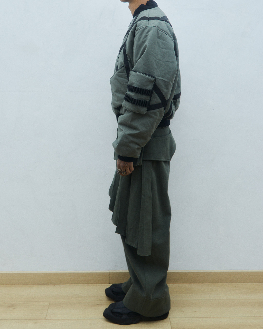 LOCK BOMBER JACKET (Olive)