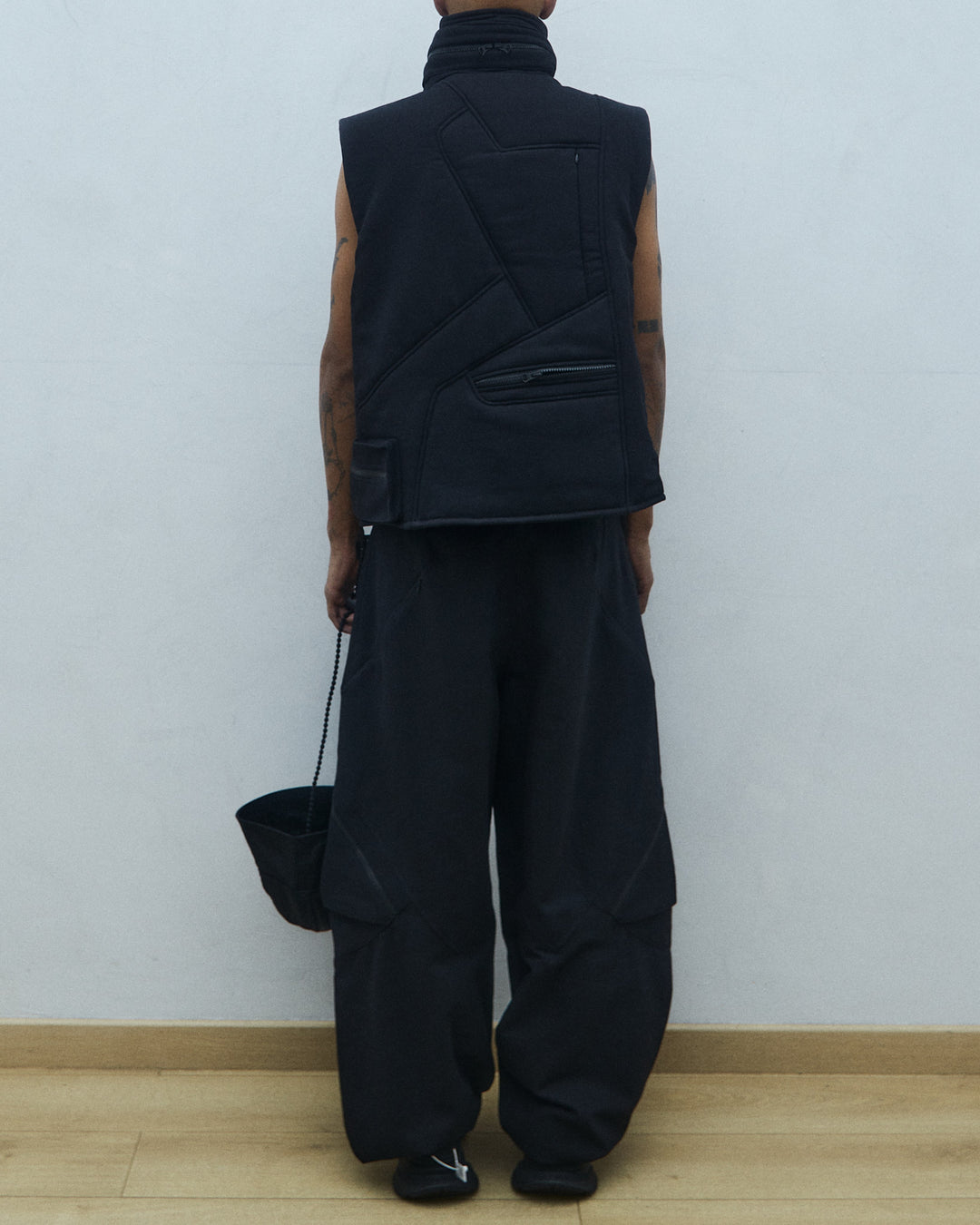 UTX-04 PUFFER VEST (Black)