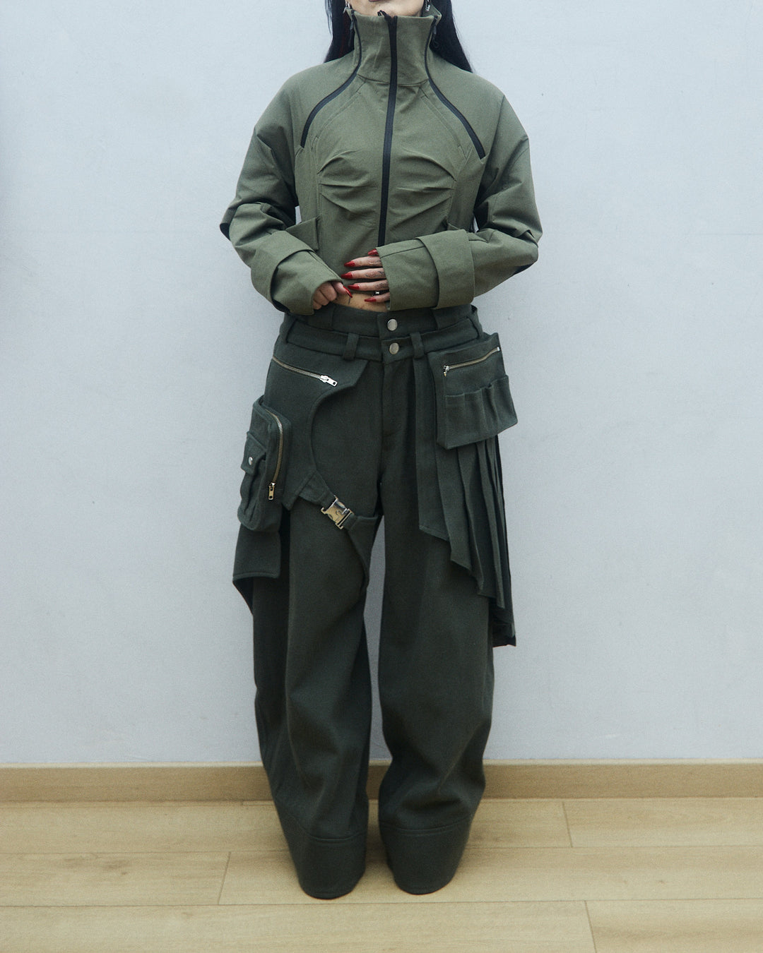 XIRVA CROPPED JACKET (Olive)