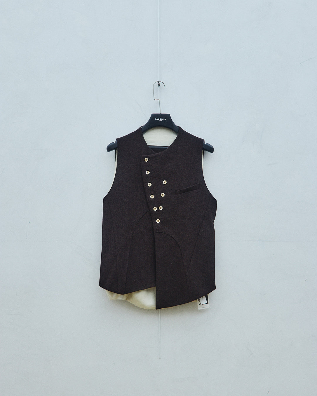 Naples vest in "Burgundy Red"