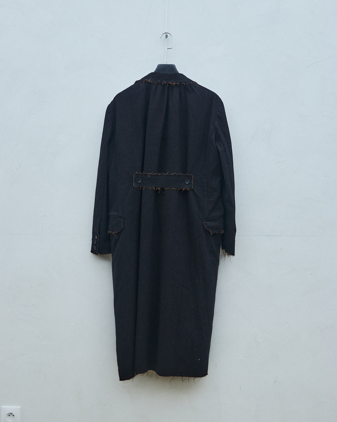 Flame-Ember Pleated Coat (Black)