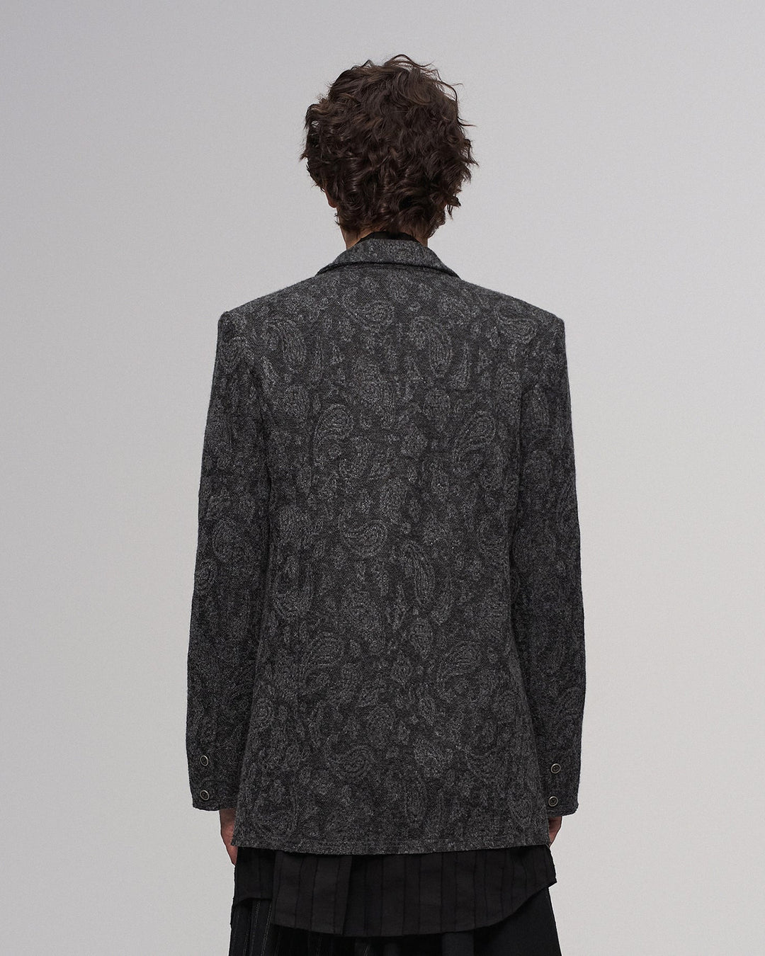 Jacquard knit suit in black and gray